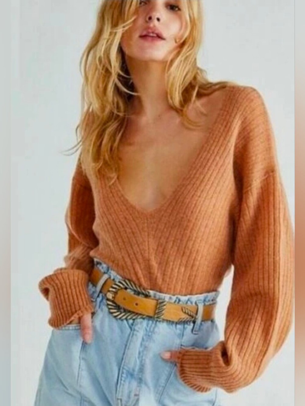 Free People Elias V-Neck Sweater in a Cinnamon brown 100% Cashmere